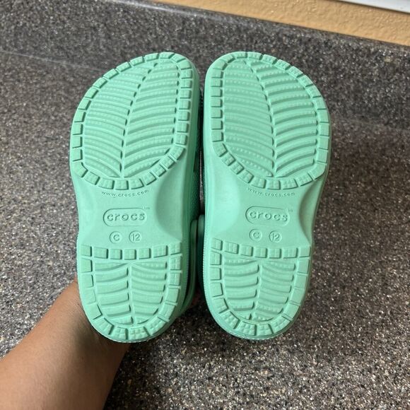 Crocs Iconic Comfort Little Kids Toddler Size 12 Green Clogs Shoes with Jibbitz - Picture 11 of 11
